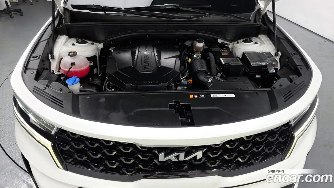 Kia Sorento — фото 8