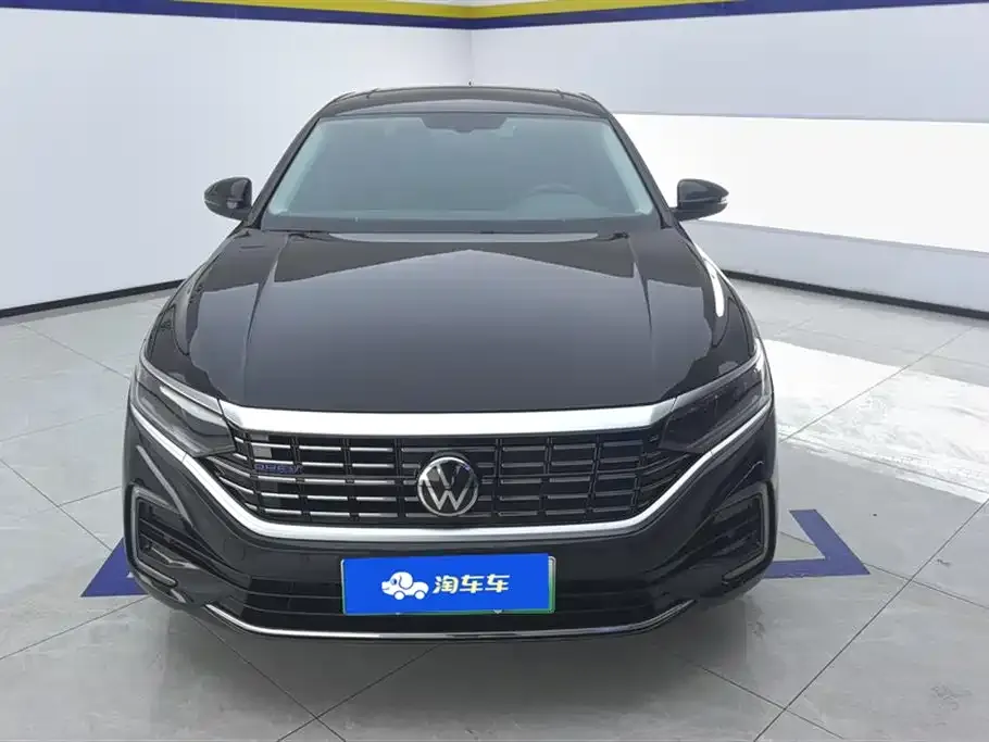 Volkswagen Passat New Energy — фото 7
