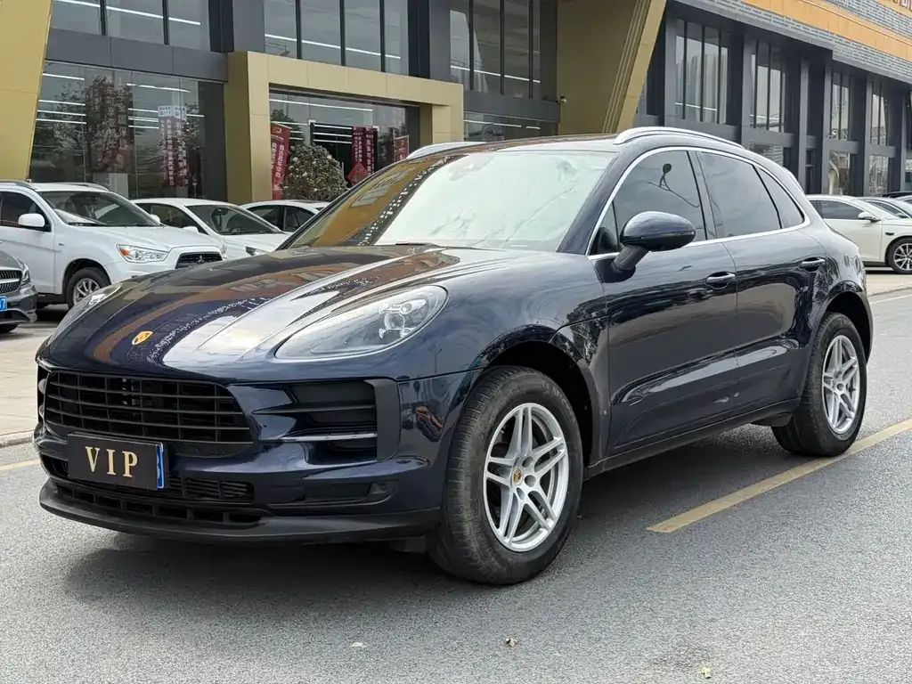 Porsche Macan — фото 1