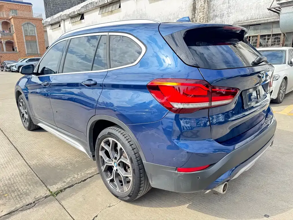 BMW X1 — фото 4