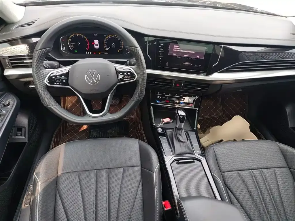 Volkswagen Passat — фото 7