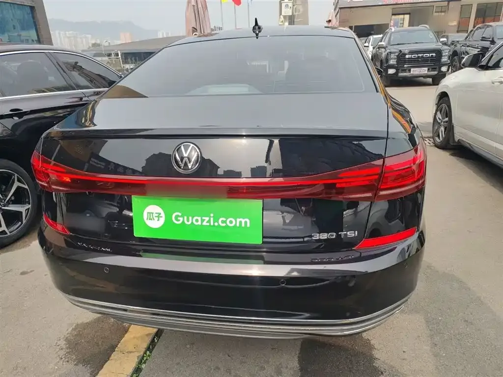 Volkswagen Passat — фото 9