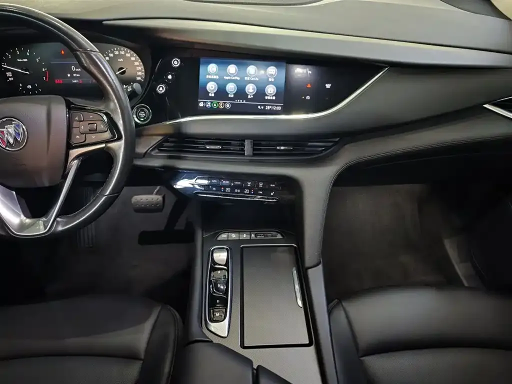 Buick Enclave — фото 10