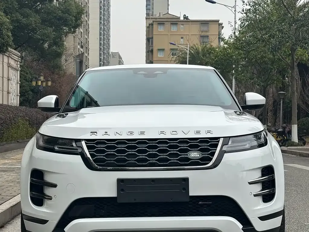 Land Rover Evoque PHEV — фото 4