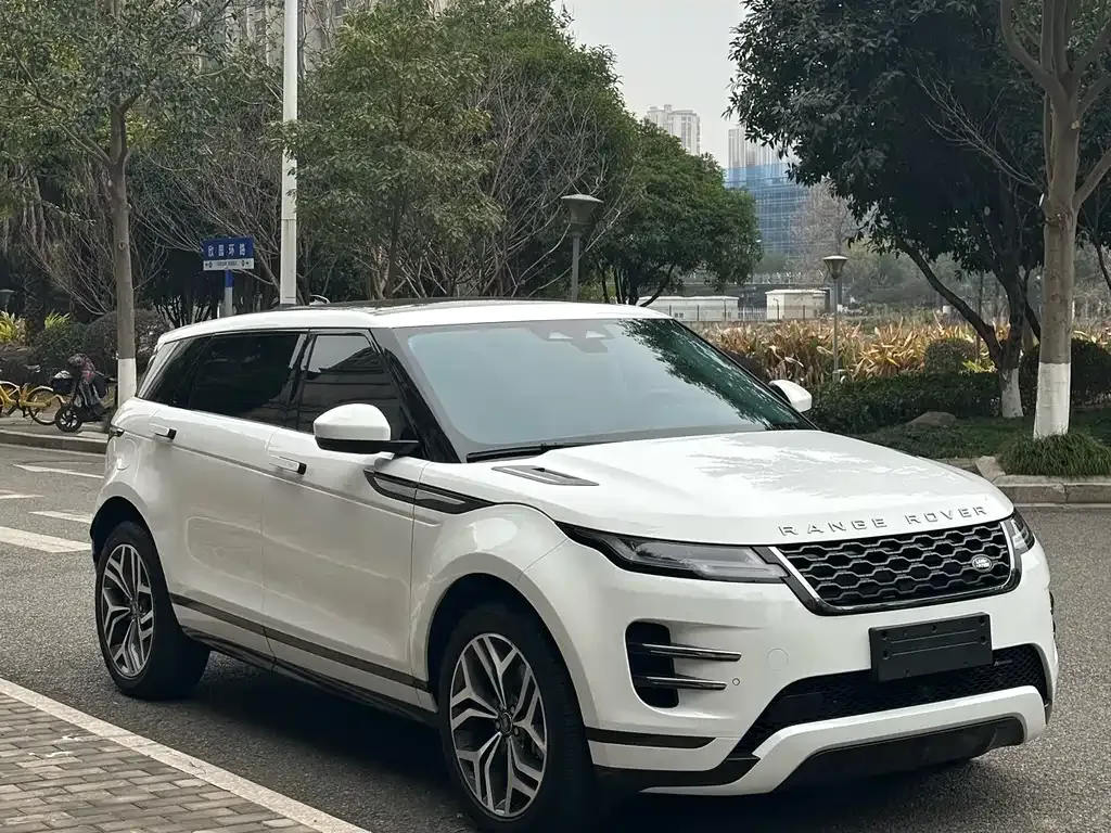 Land Rover Evoque PHEV — фото 9