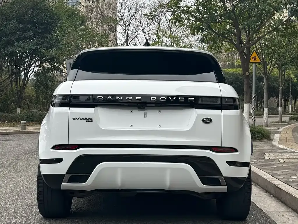 Land Rover Evoque PHEV — фото 7