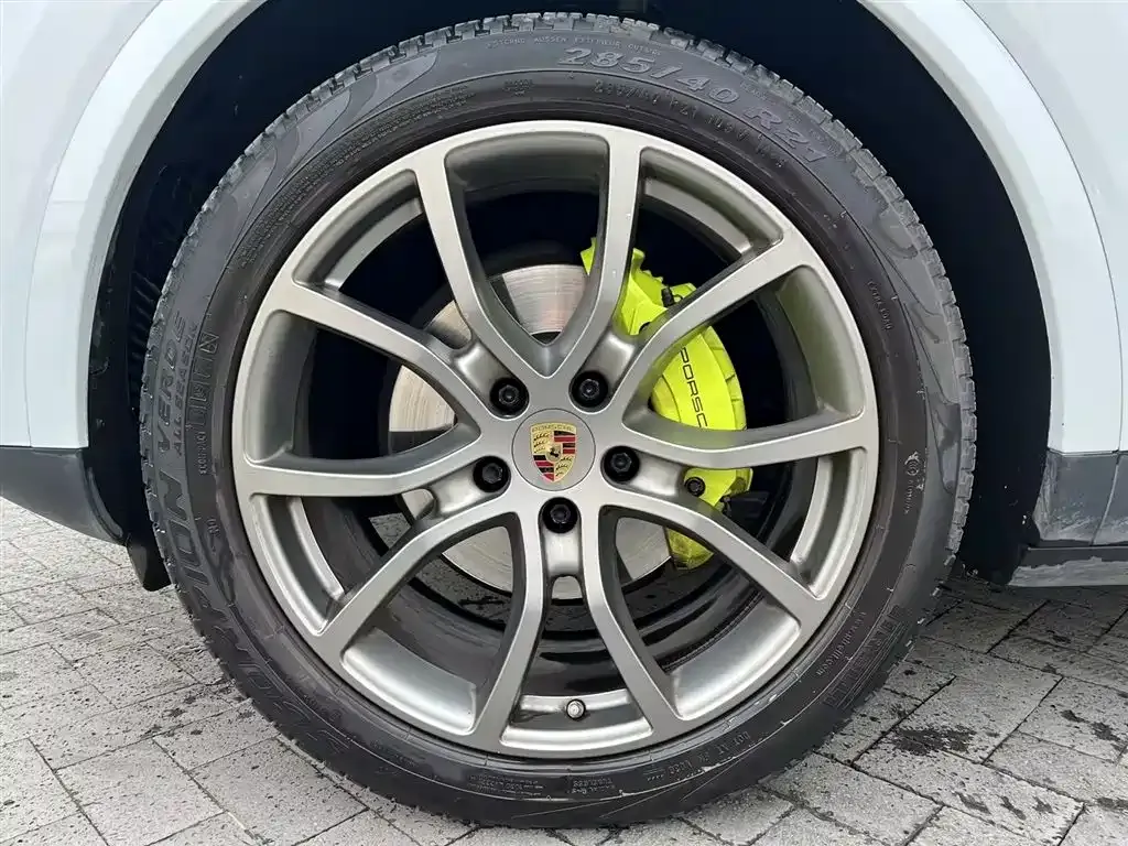 Porsche Cayenne Hybrid — фото 2