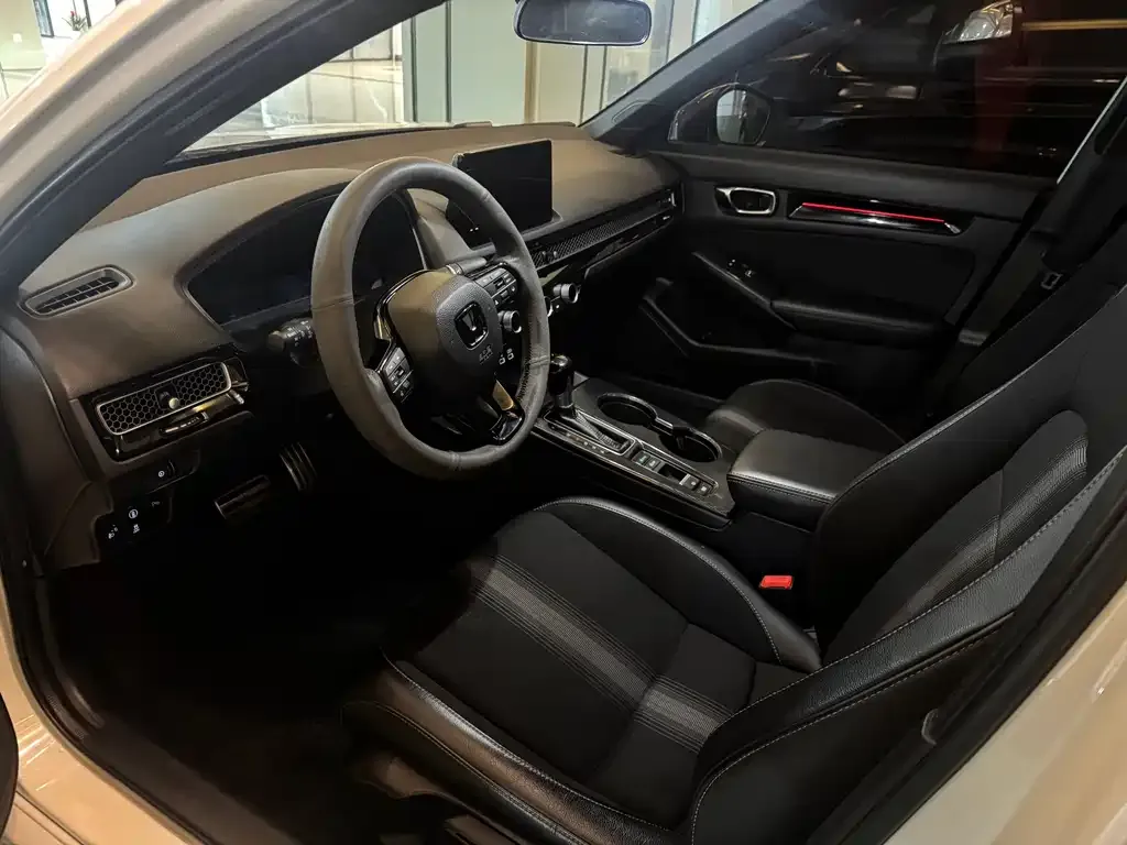 Honda Civic — фото 4