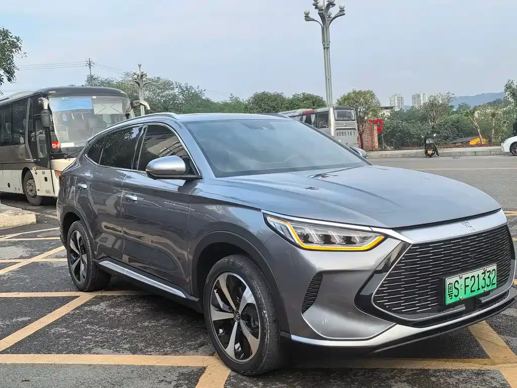 BYD PLUS New Energy — фото 4