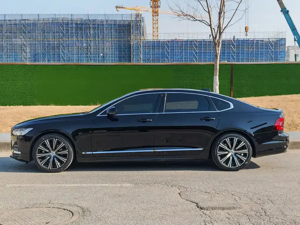Volvo S90 — фото 10
