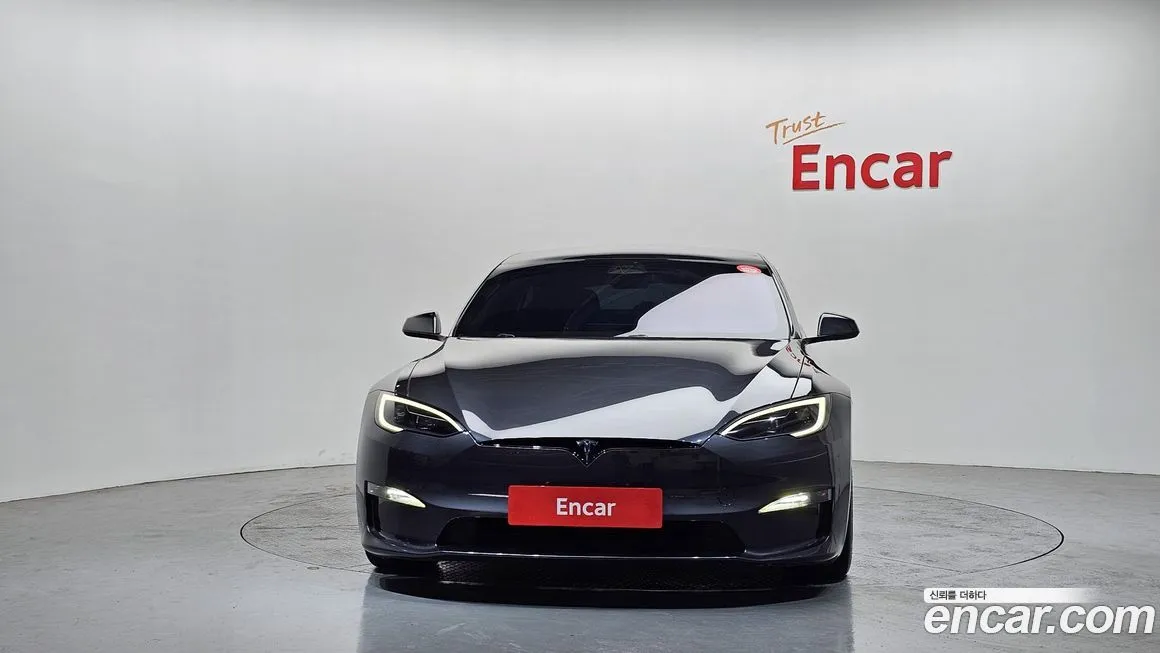 Tesla Model S — фото 5