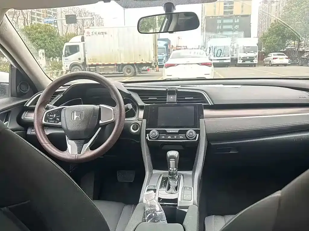 Honda Civic — фото 4
