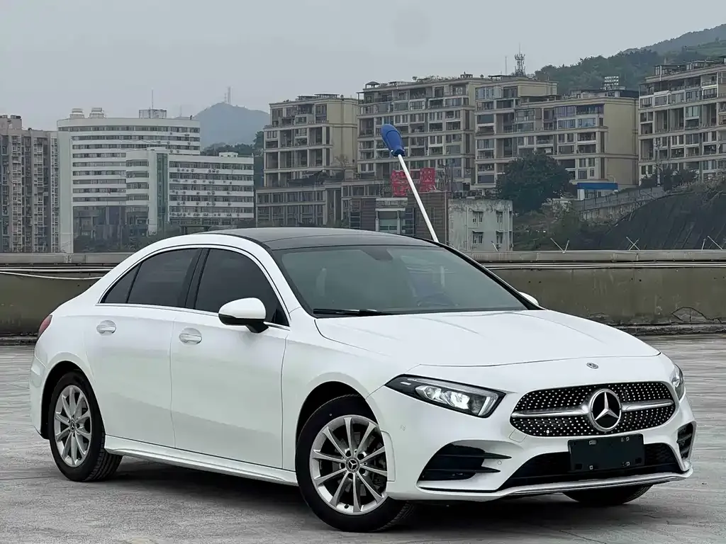 Mercedes-Benz A-Class — фото 8