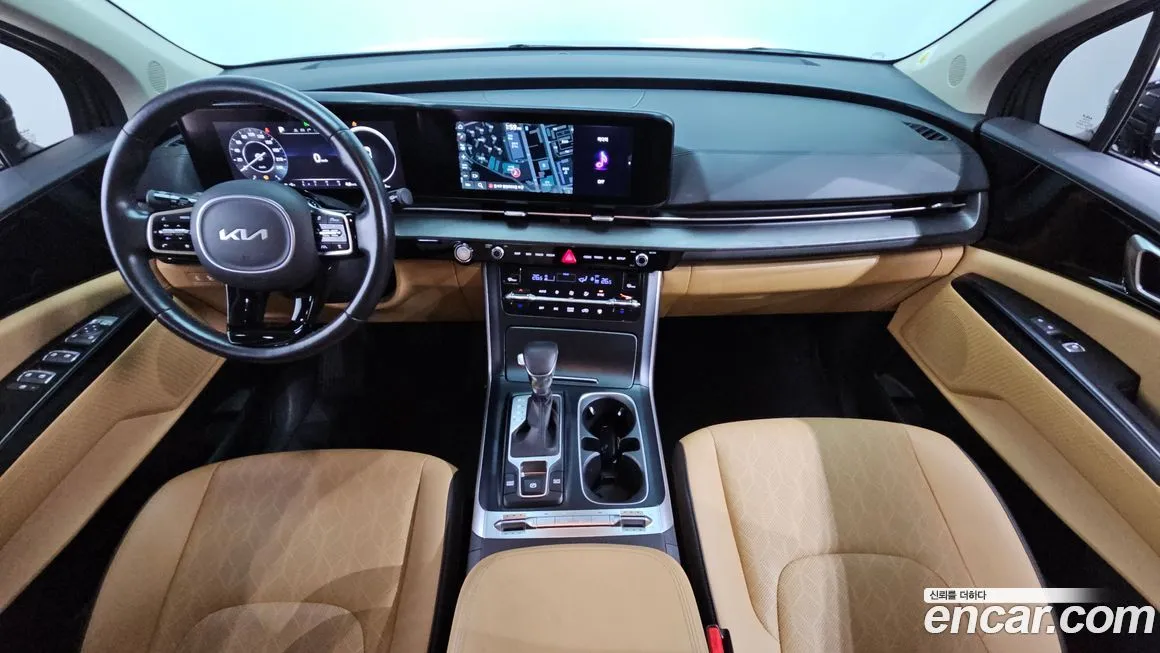 Kia Carnival — фото 9
