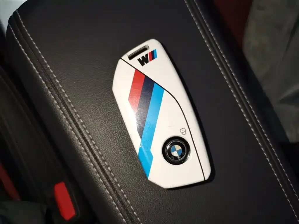 BMW X1 — фото 2