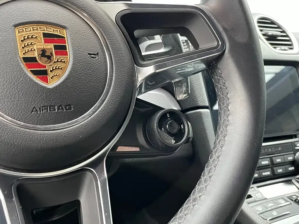 Porsche 718 — фото 10