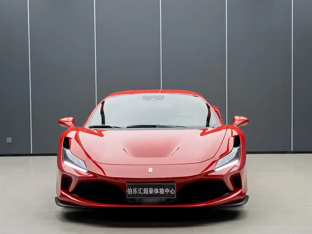 Ferrari F8 — фото 4