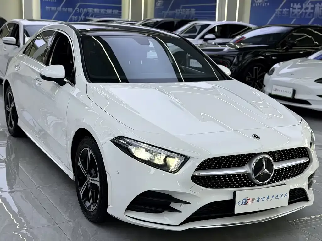 Mercedes-Benz A-Class — фото 9