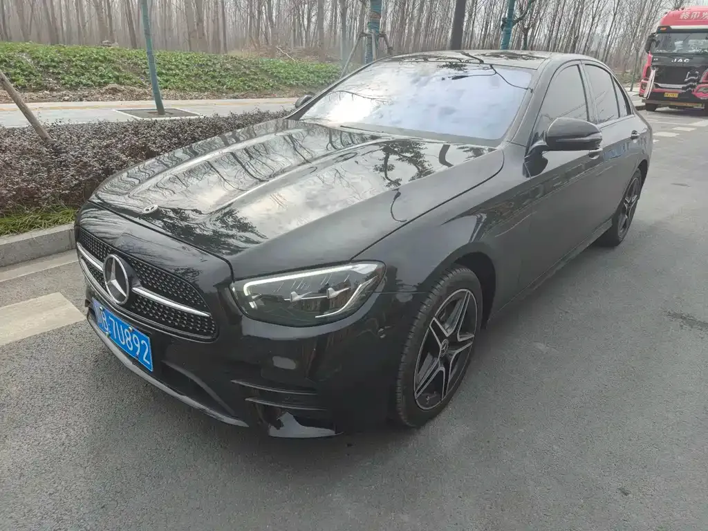 Mercedes-Benz E-Class (Import) — фото 3