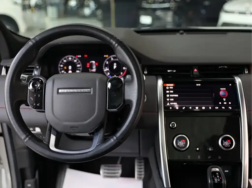 Land Rover Discovery Sport — фото 2