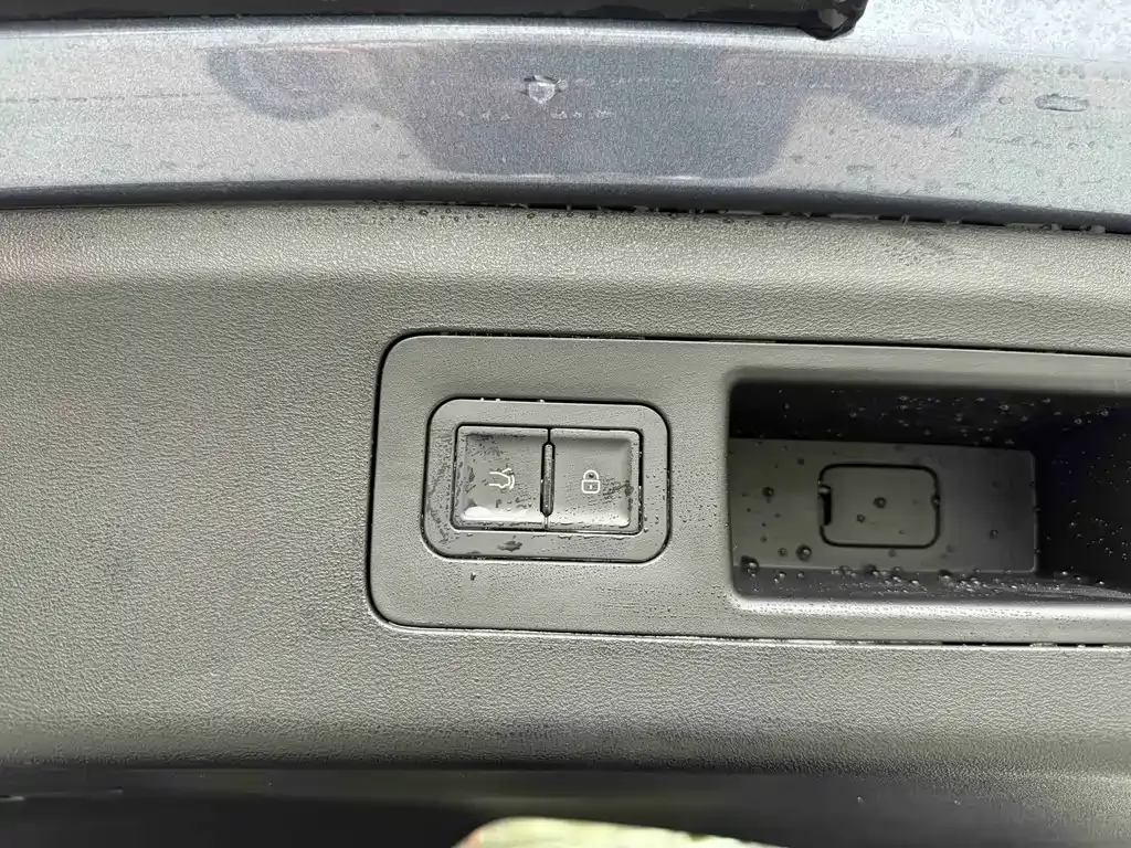BYD Seal 06GT — фото 10