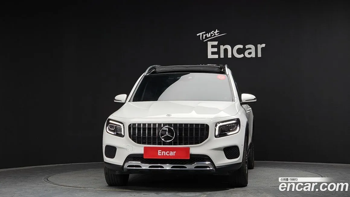 Mercedes-Benz GLB-Class — фото 5