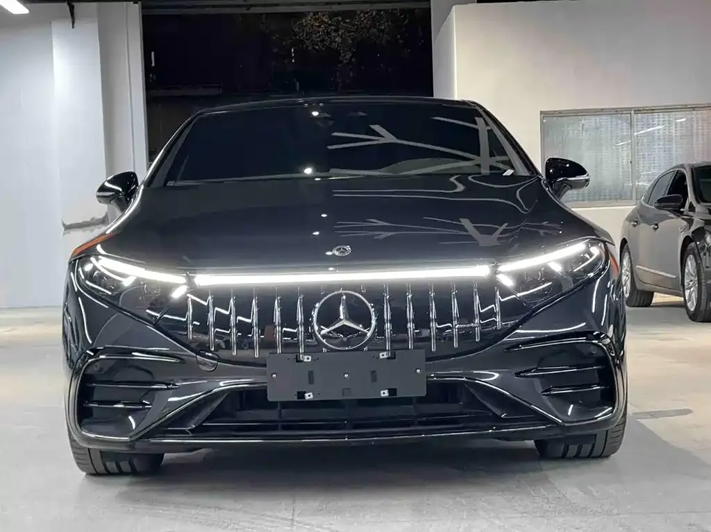 Mercedes-Benz EQS AMG — фото 4