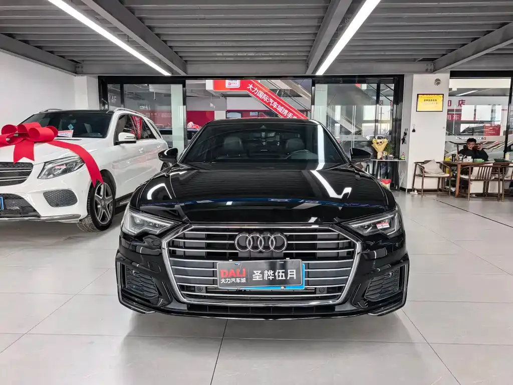 Audi A6L — фото 6