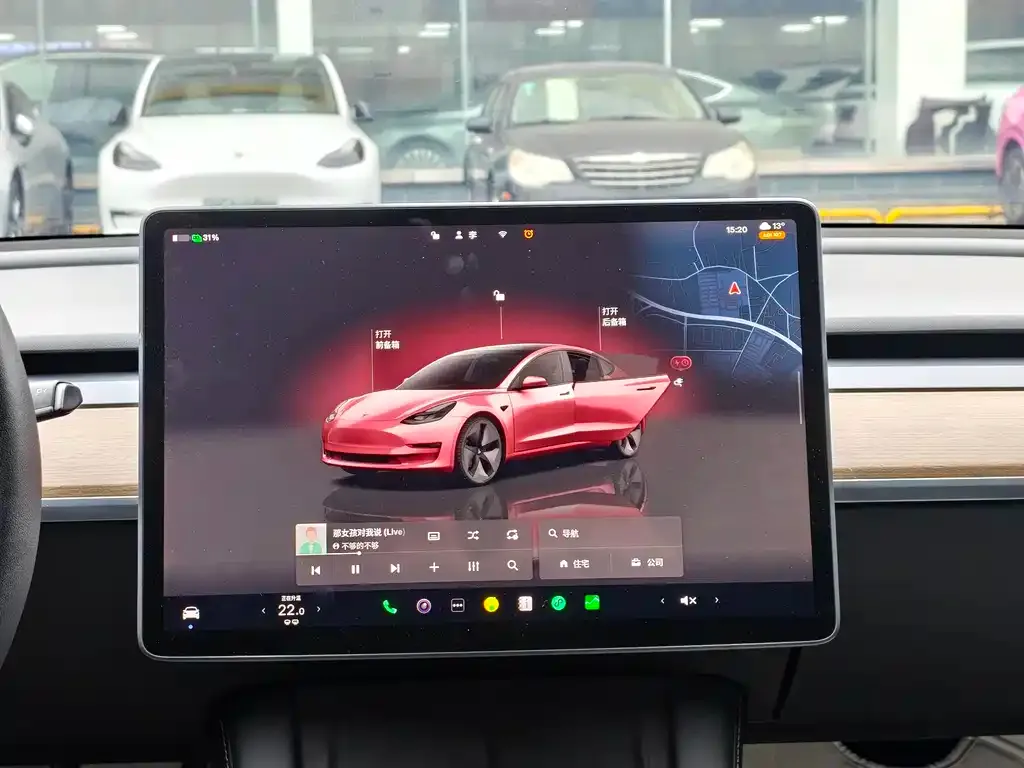Tesla Model 3 — фото 4