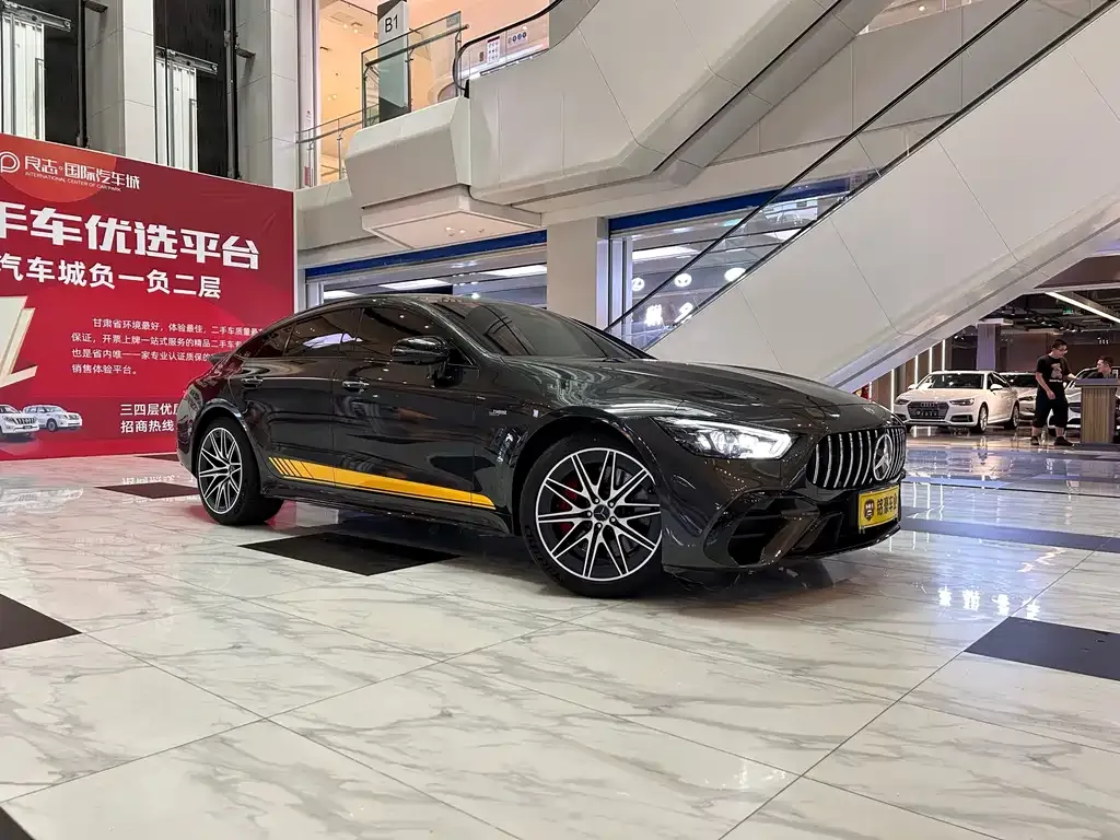Mercedes-Benz AMG GT — фото 1