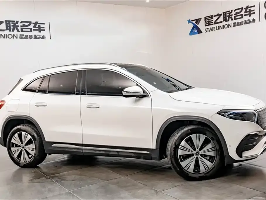 Mercedes-Benz EQA — фото 10
