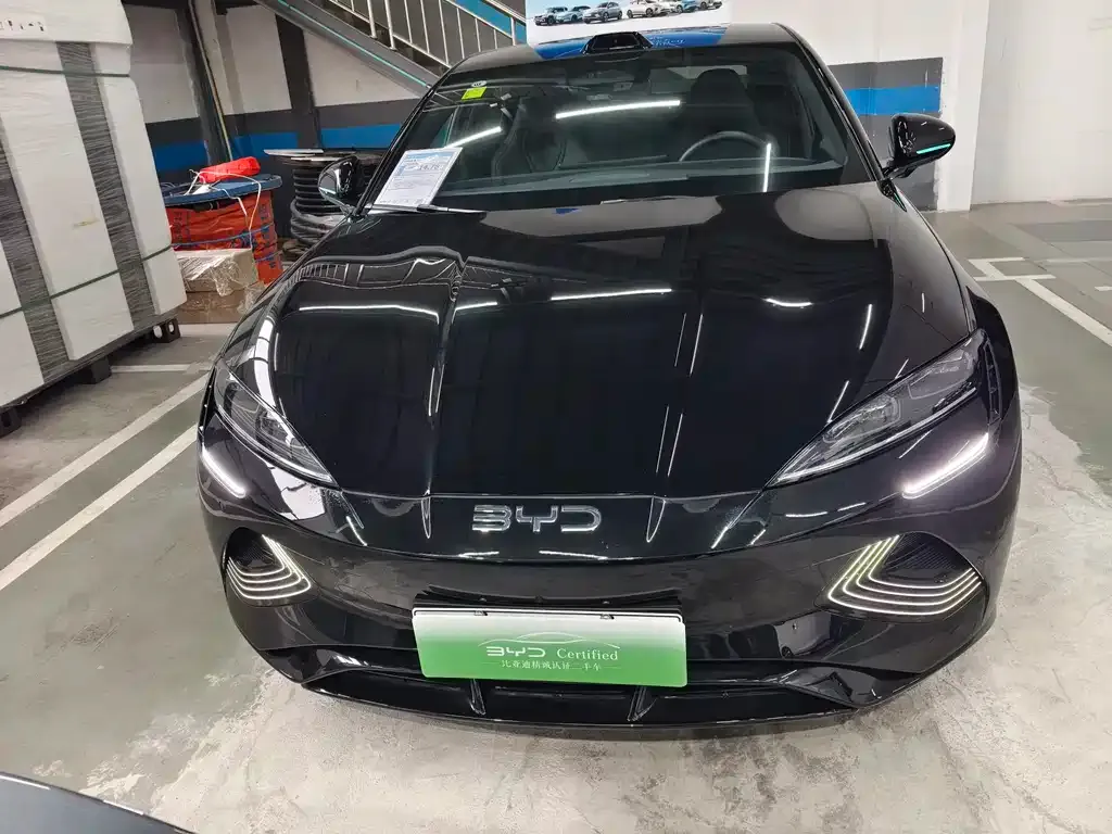 BYD Seal — фото 4