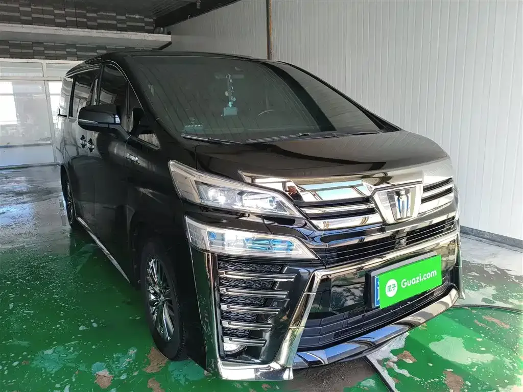 Toyota Vellfire — фото 9