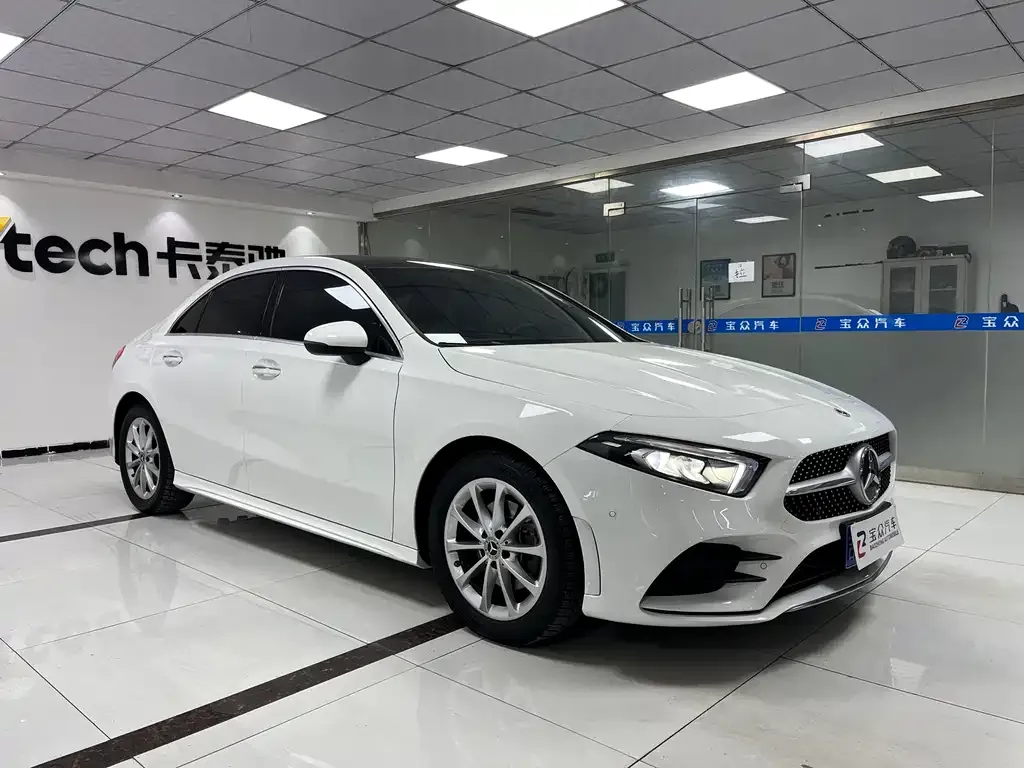 Mercedes-Benz A-Class — фото 10