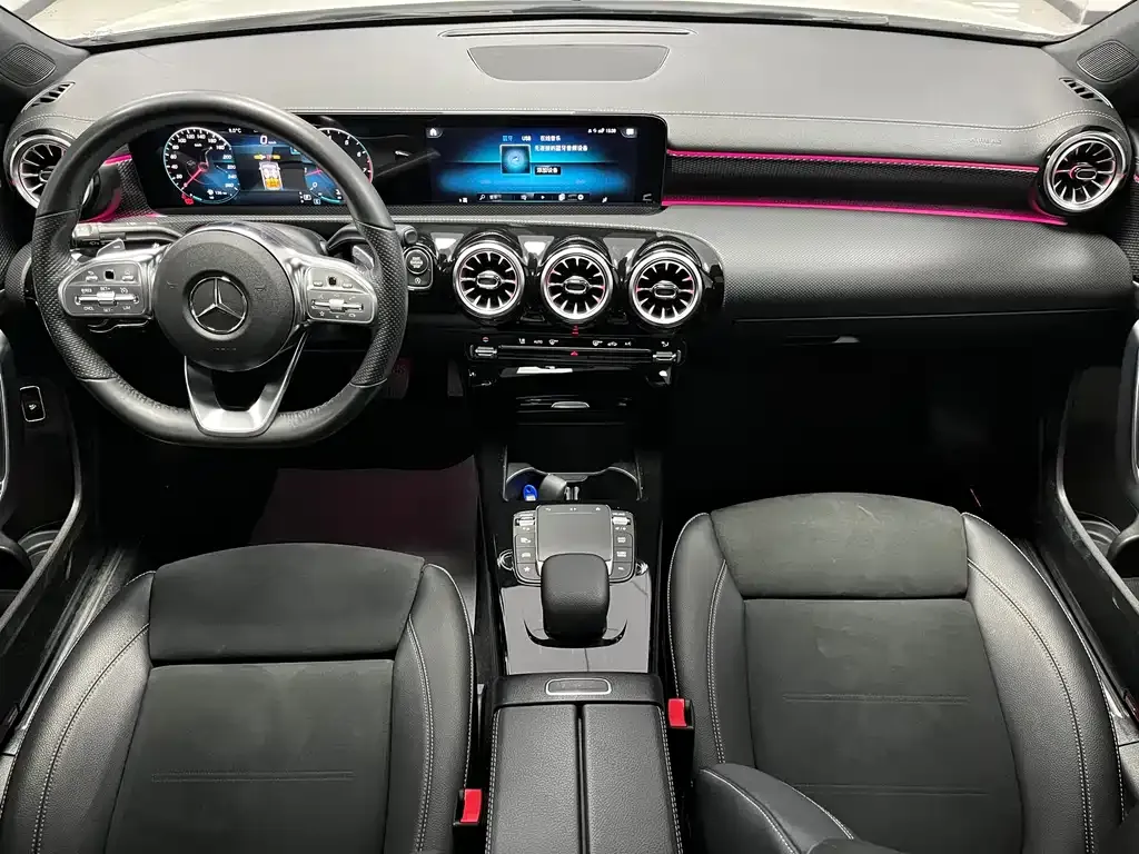 Mercedes-Benz A-Class — фото 4