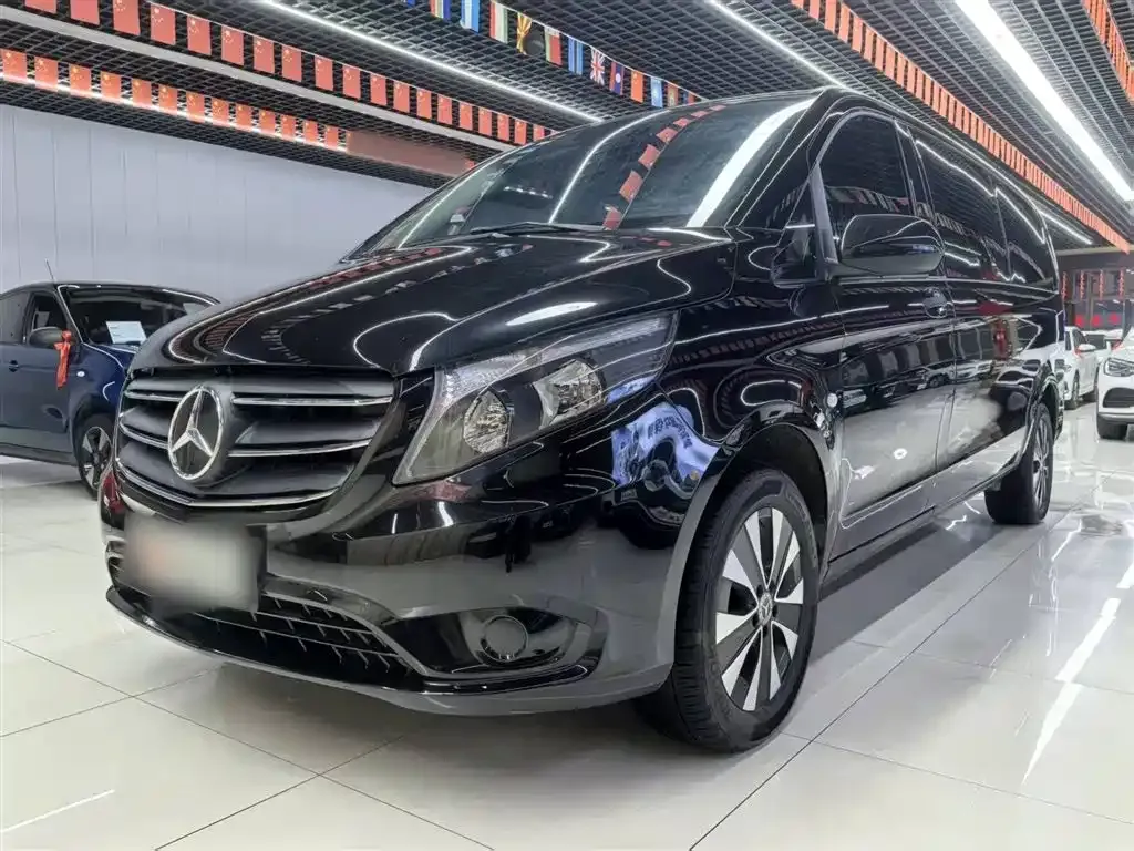 Mercedes-Benz Vito — фото 1