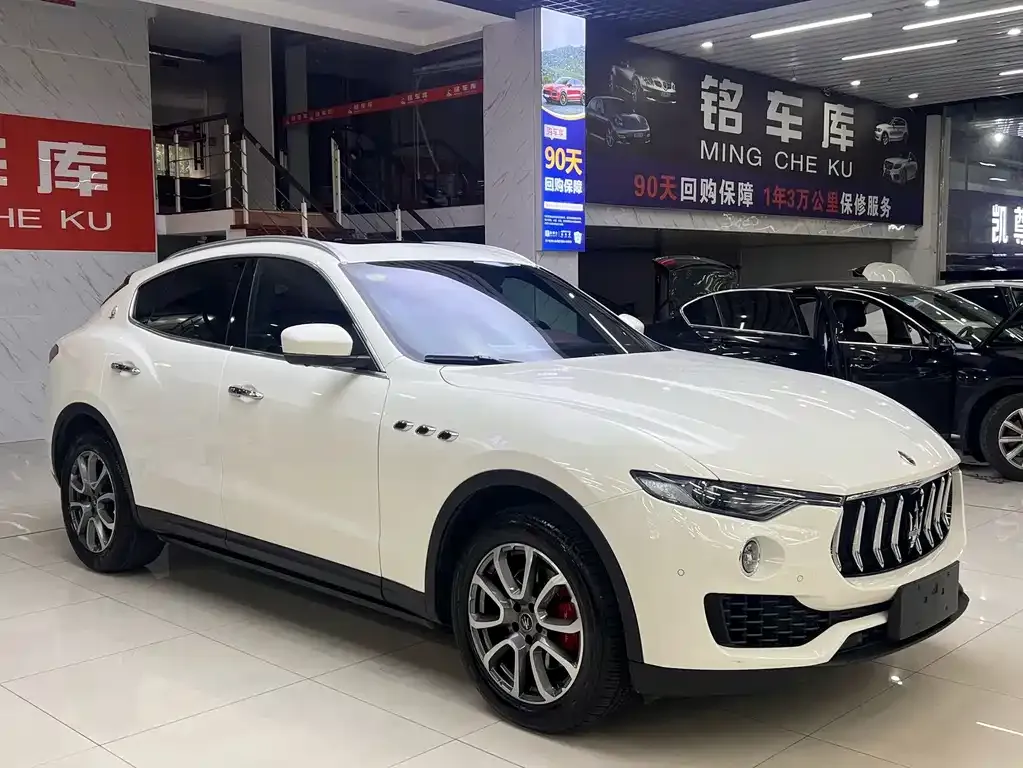 Maserati Levante — фото 6
