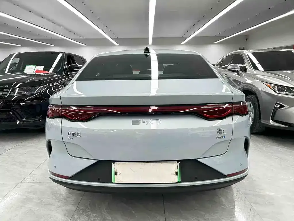 BYD Qin L — фото 4