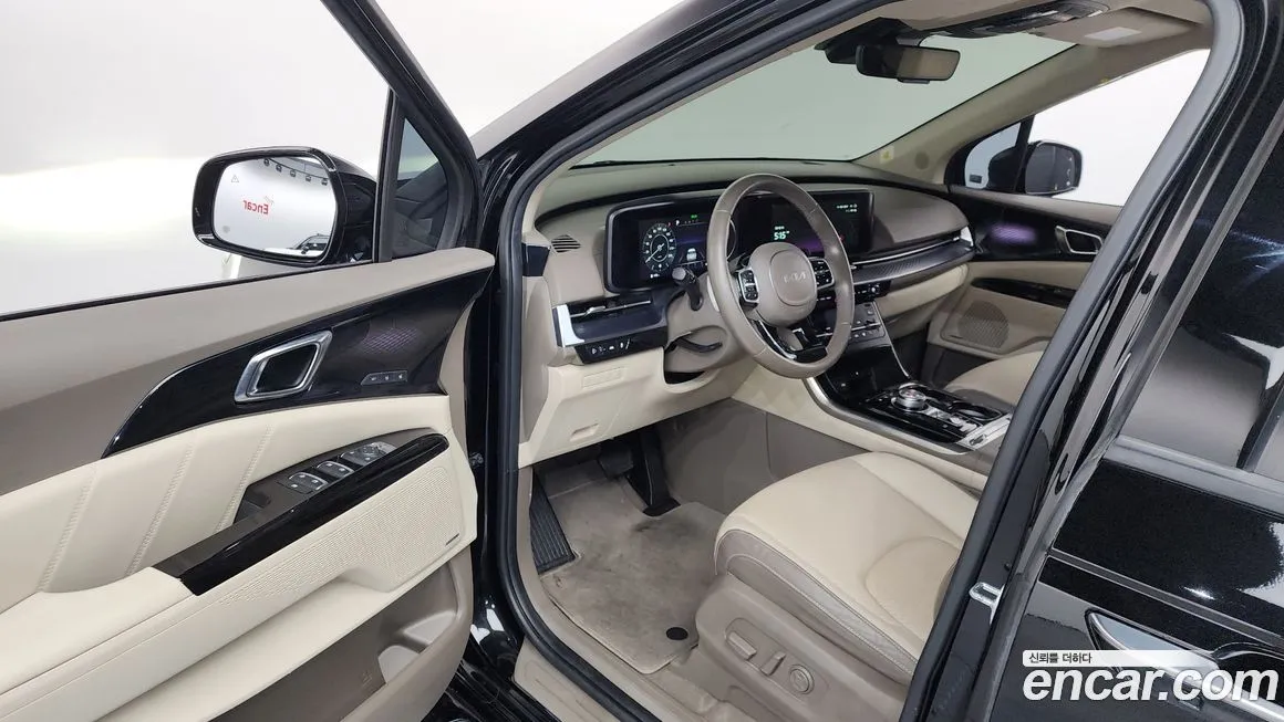 Kia Carnival — фото 10
