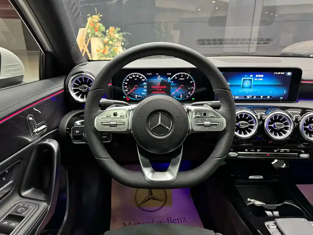 Mercedes-Benz A-Class — фото 10