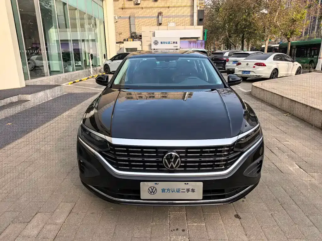 Volkswagen Passat — фото 2