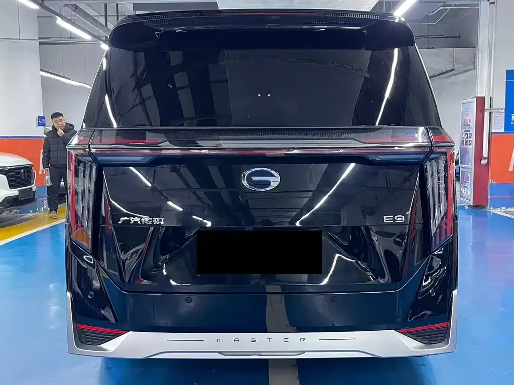 GAC Motor Trumpchi E9 — фото 9