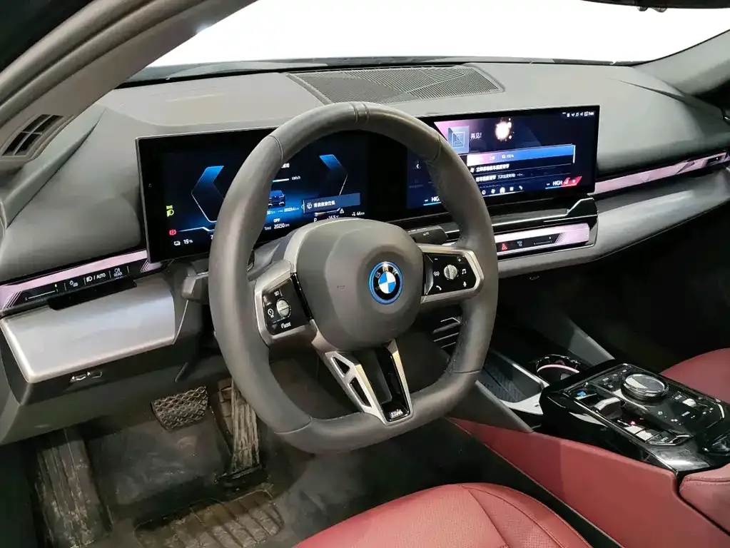BMW i5 — фото 8