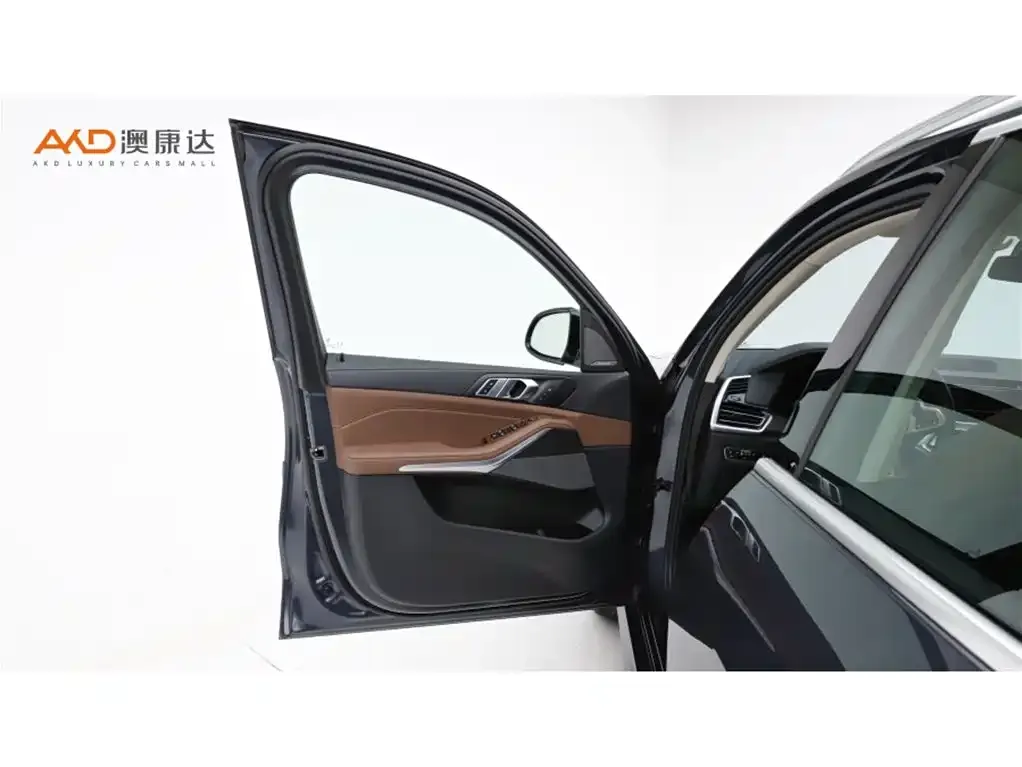 BMW X5 (Import) — фото 10