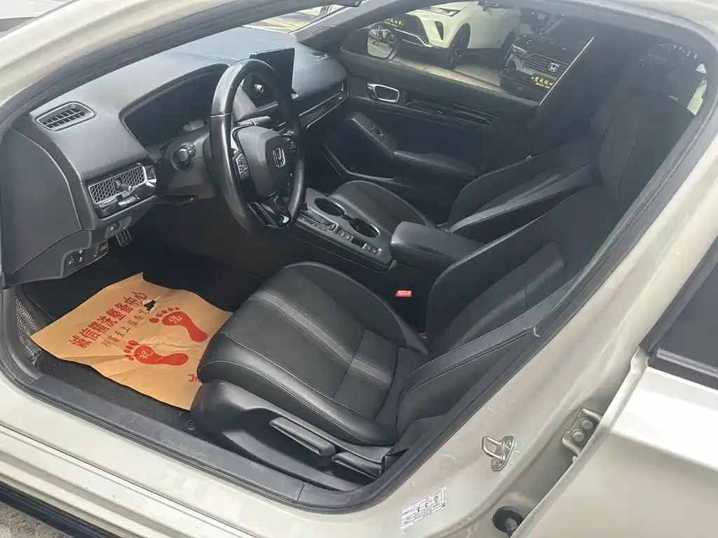 Honda Civic — фото 3