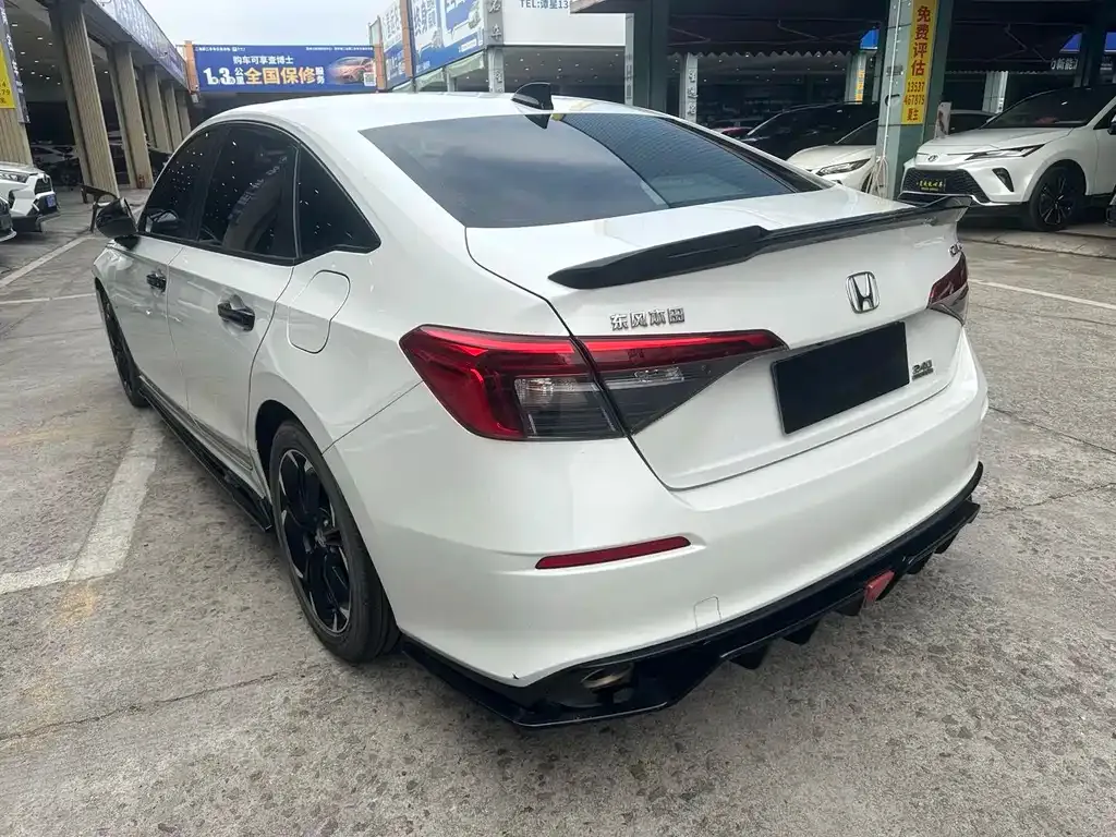 Honda Civic — фото 5