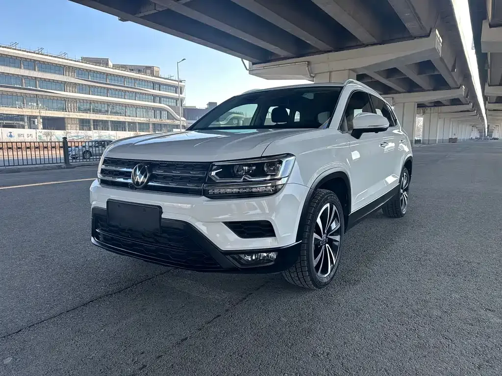 Volkswagen Tharu — фото 1