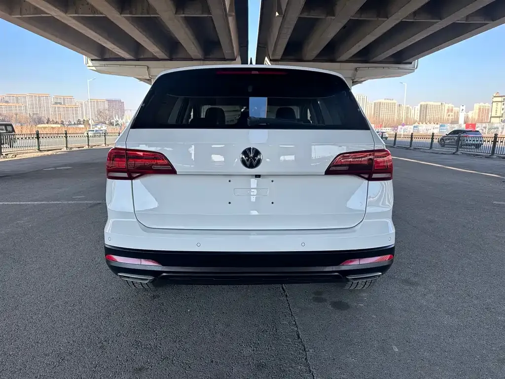 Volkswagen Tharu — фото 9