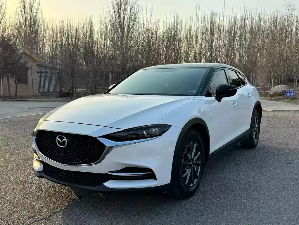Mazda CX-4 — фото 1