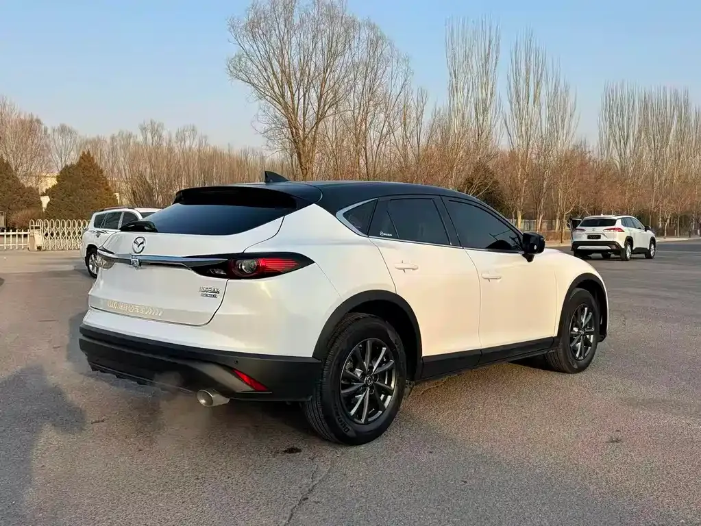 Mazda CX-4 — фото 2